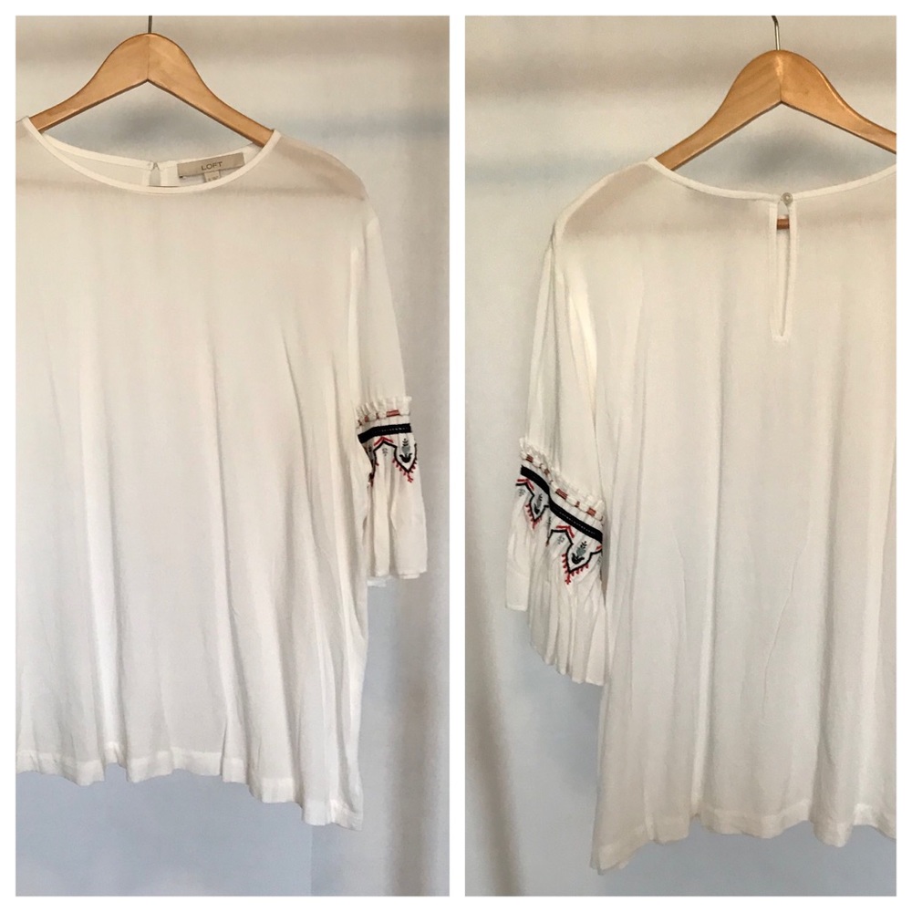 Loft blouse. White, embroidered sleeves. Size (XL)